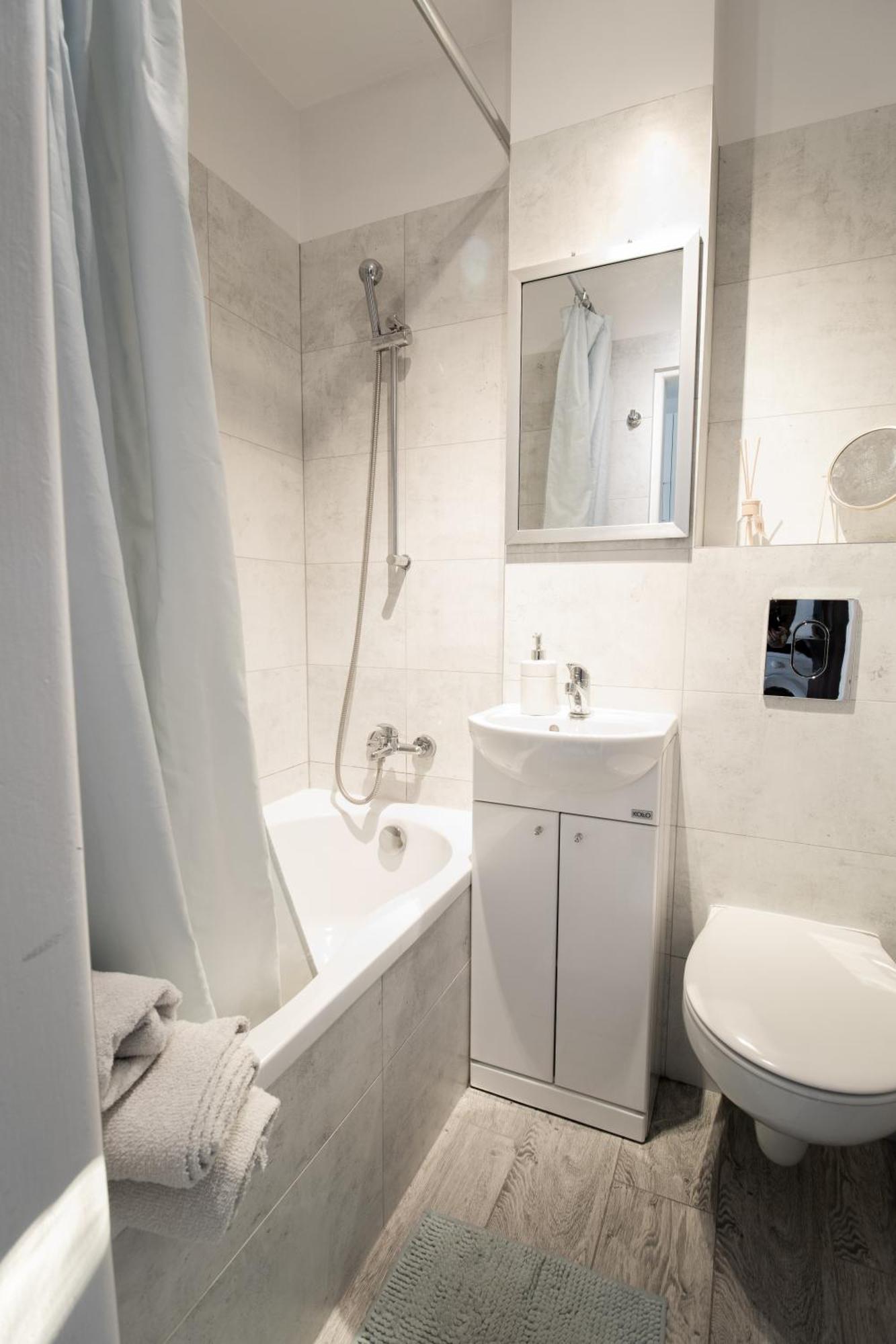 Piotrapartments - Bruna Green City Apartment Varsovia Exterior foto