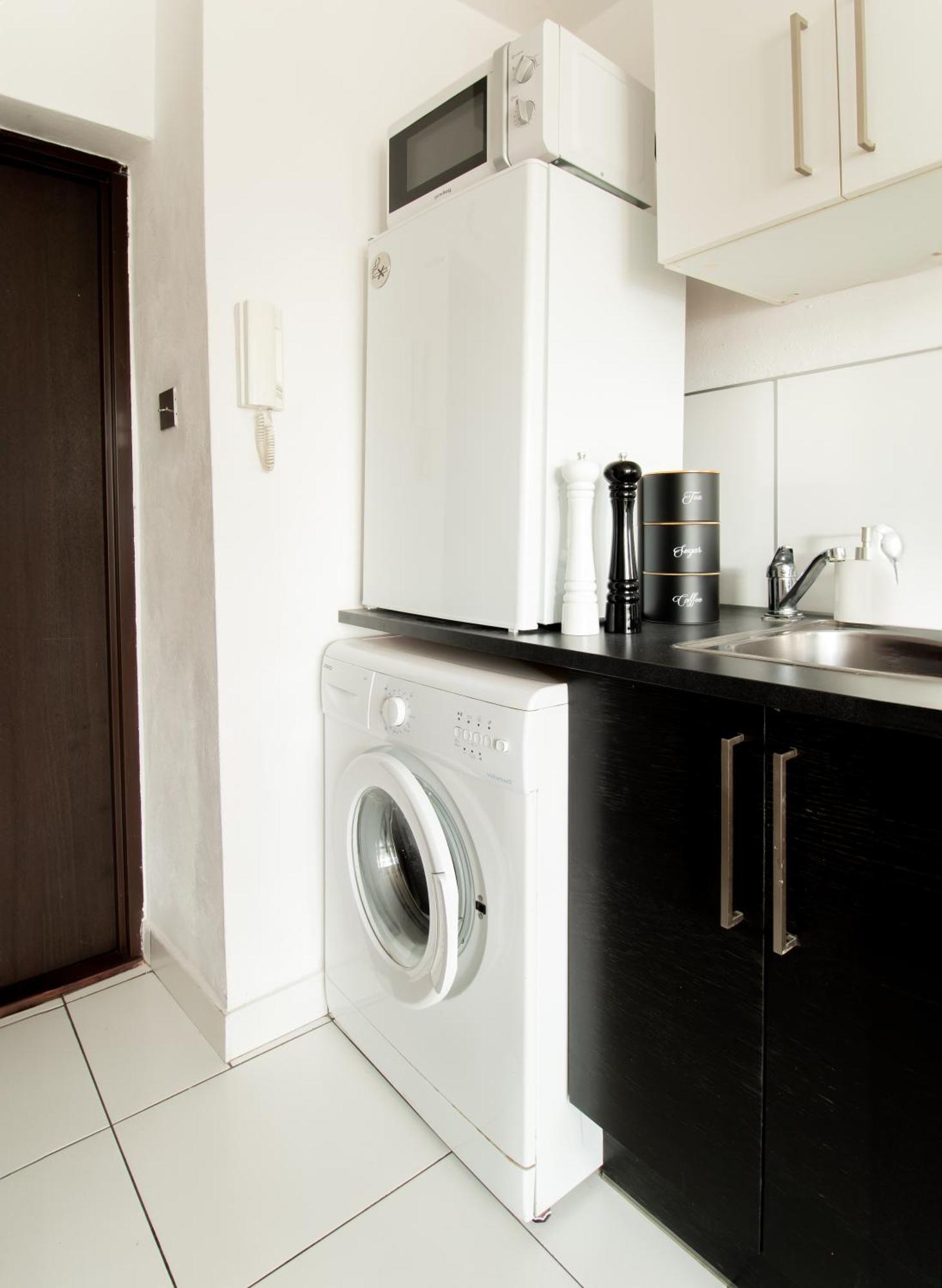 Piotrapartments - Bruna Green City Apartment Varsovia Exterior foto